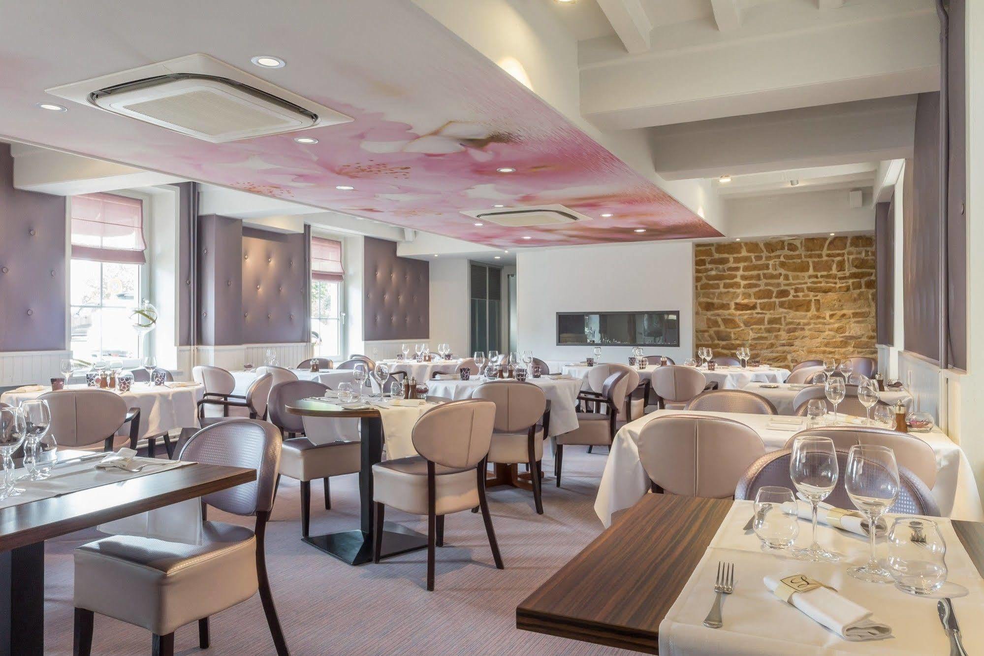 Logis Hotel Les Platanes Reyssouze Ngoại thất bức ảnh